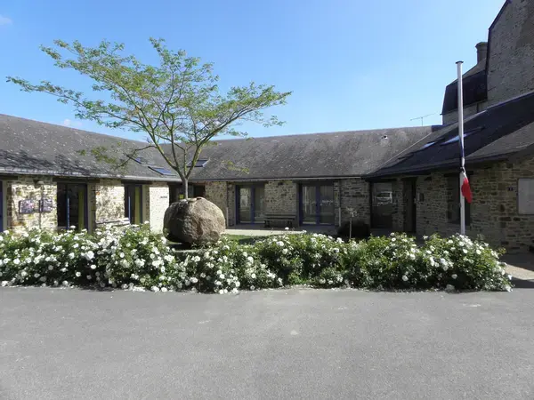 Monte Escalier 35 Fabricant monte escalier Thourie